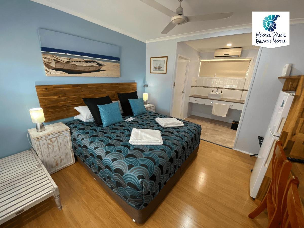 Moore Park Beach Inn Bundaberg Exterior foto